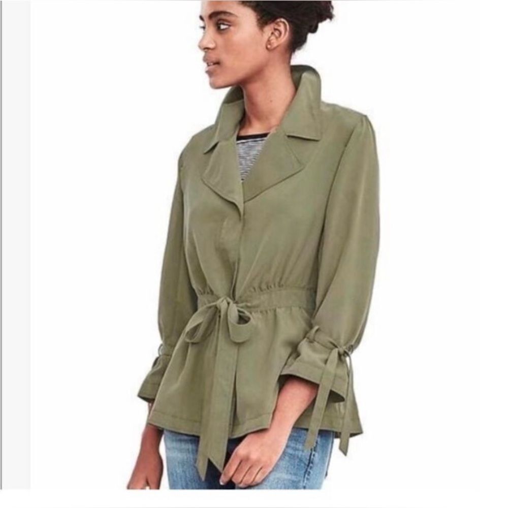 Banana Republic Cropped Lightweight Trench Military Jacket, S. Olive